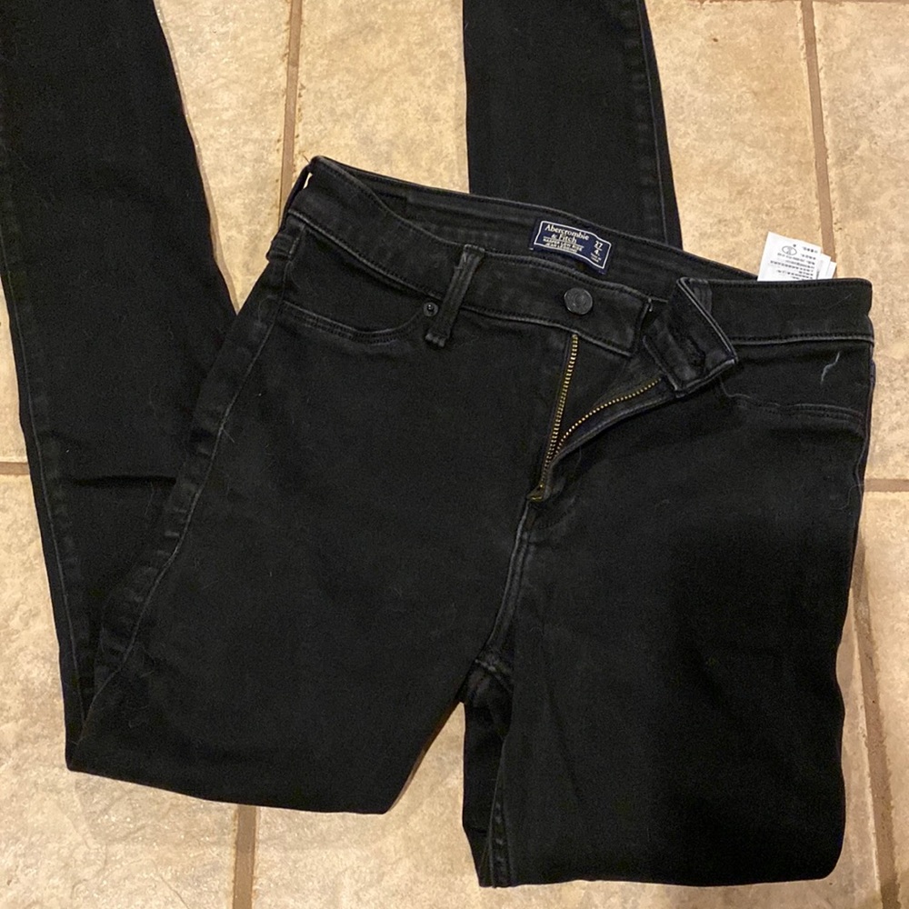 Abercrombie & Fitch black skinny jeans